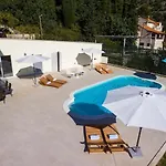 Five Bedroom With Private Pool & Sea View