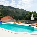 빌라 Five Bedroom With Private Pool & Sea View *