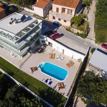 Villa Five Bedroom With Private Pool & Sea View Zaton (Dubrovnik-Neretva)