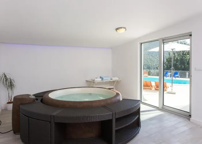 Five Bedroom With Private Pool & Sea View Zaton (Dubrovnik-Neretva)